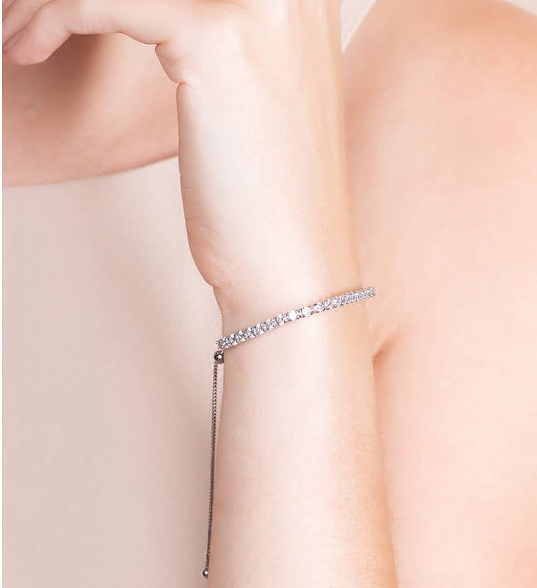 Dainty Accented Silver Bracelet