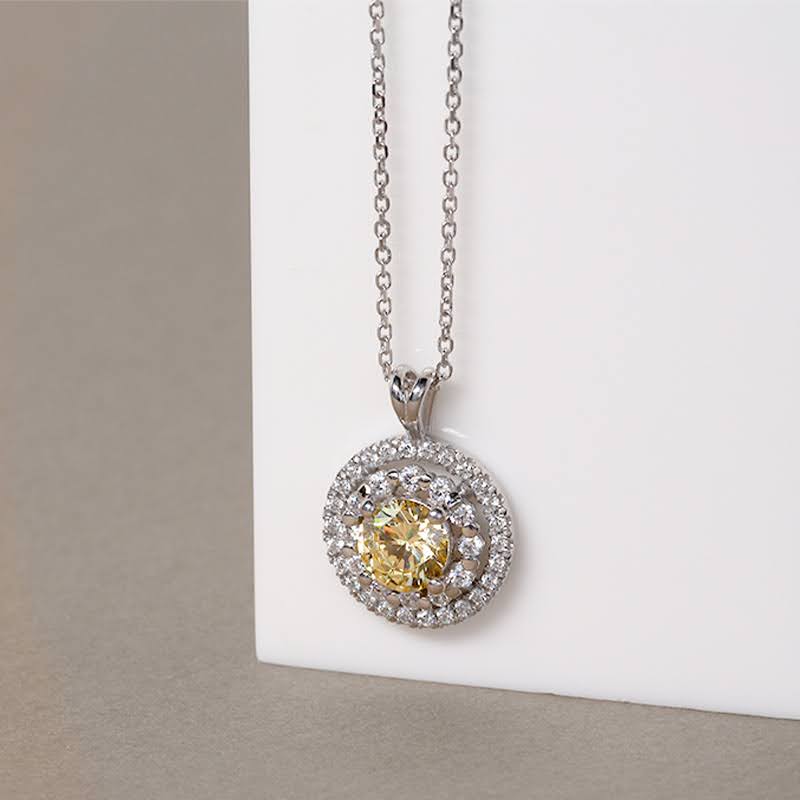 Elegant Pendant Necklace